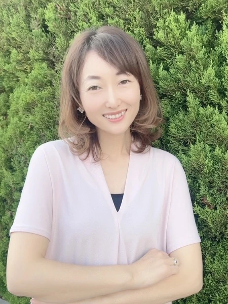 飯野 晃子